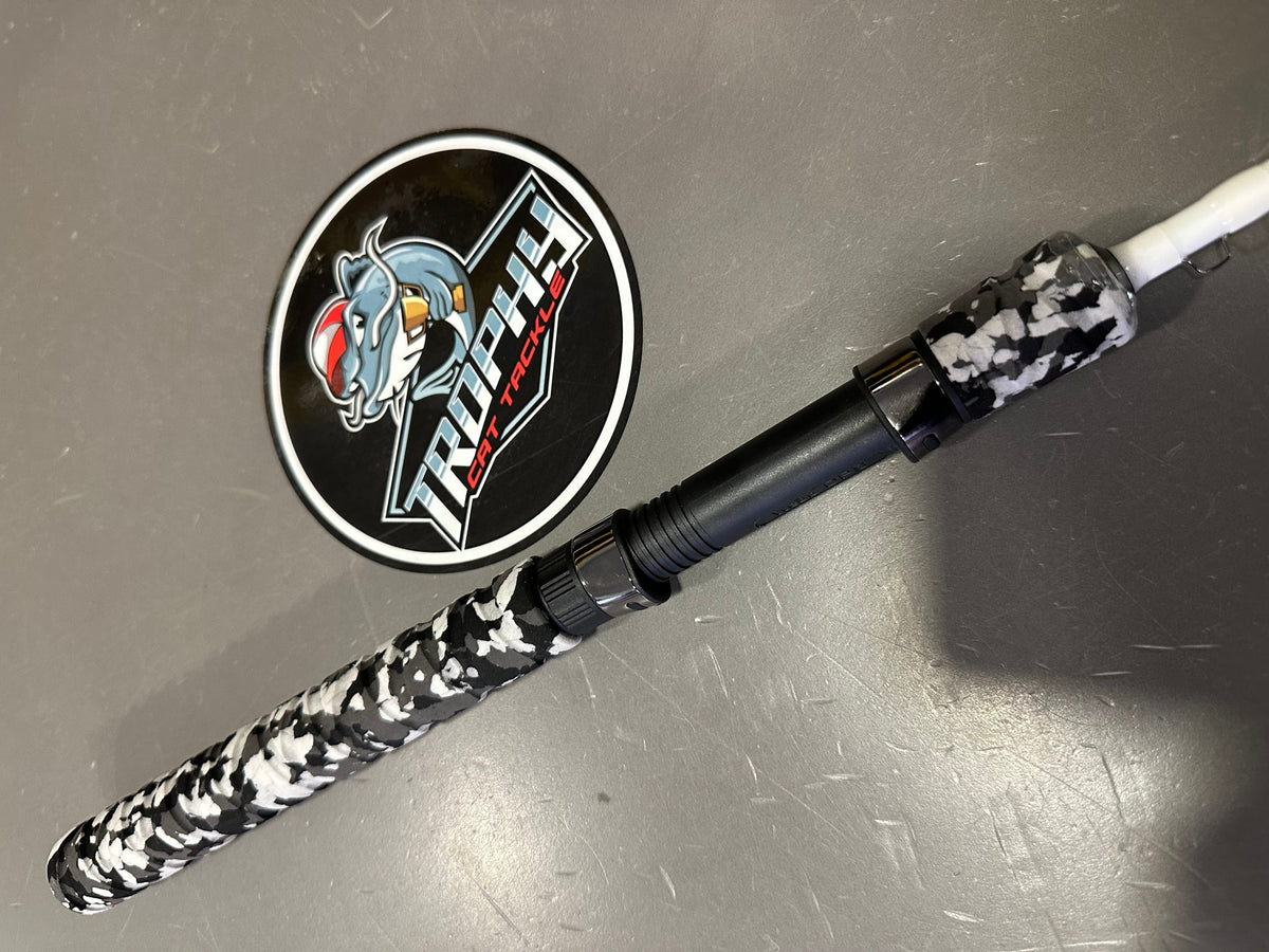 White Lightning 7' Ultra Light Spinning Rod | Trophy Cat Tackle