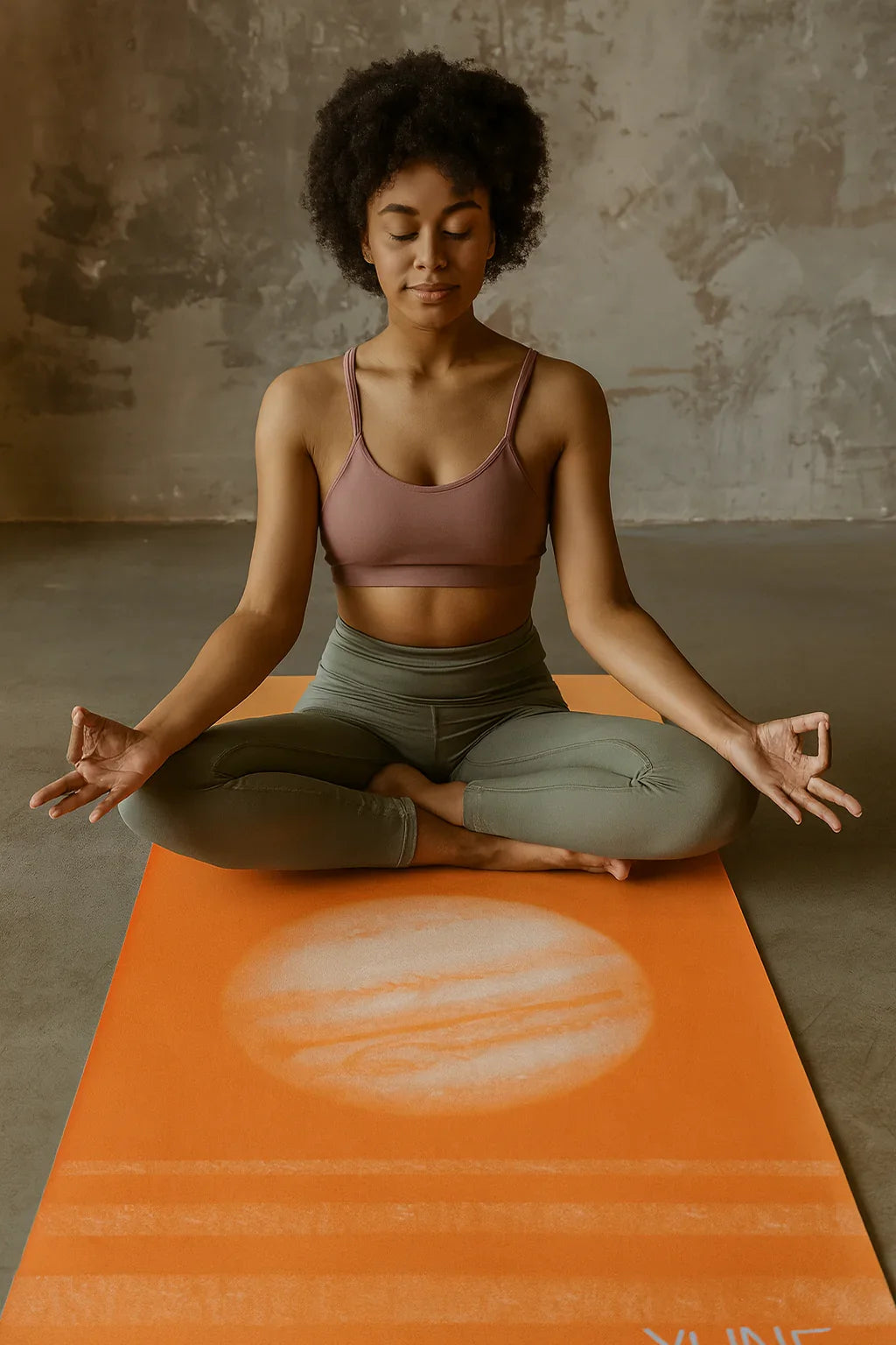 Hatsumi Non-Slip Yoga Mat – Zen Minimalist Design, Premium Traction & Cushioned Comfort-1