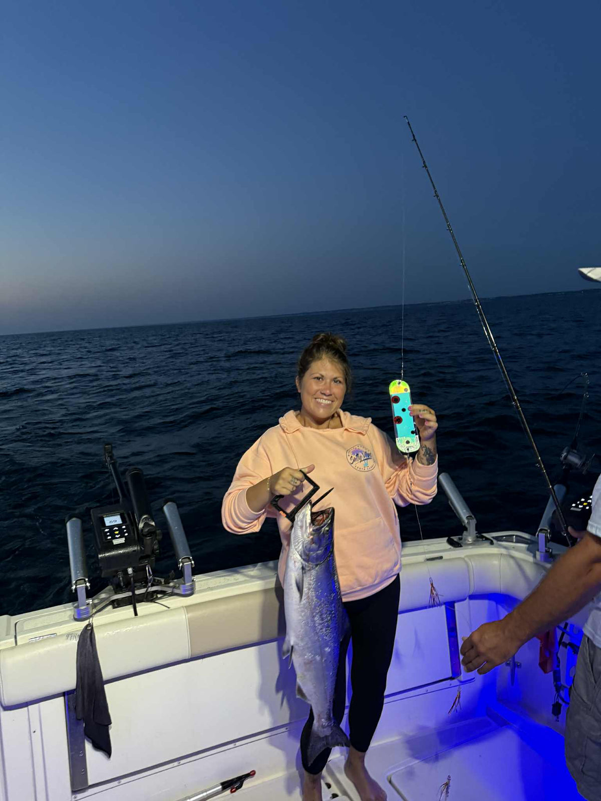 Ice Strong Outdoors - 8.5" Dual Fin Flasher Series