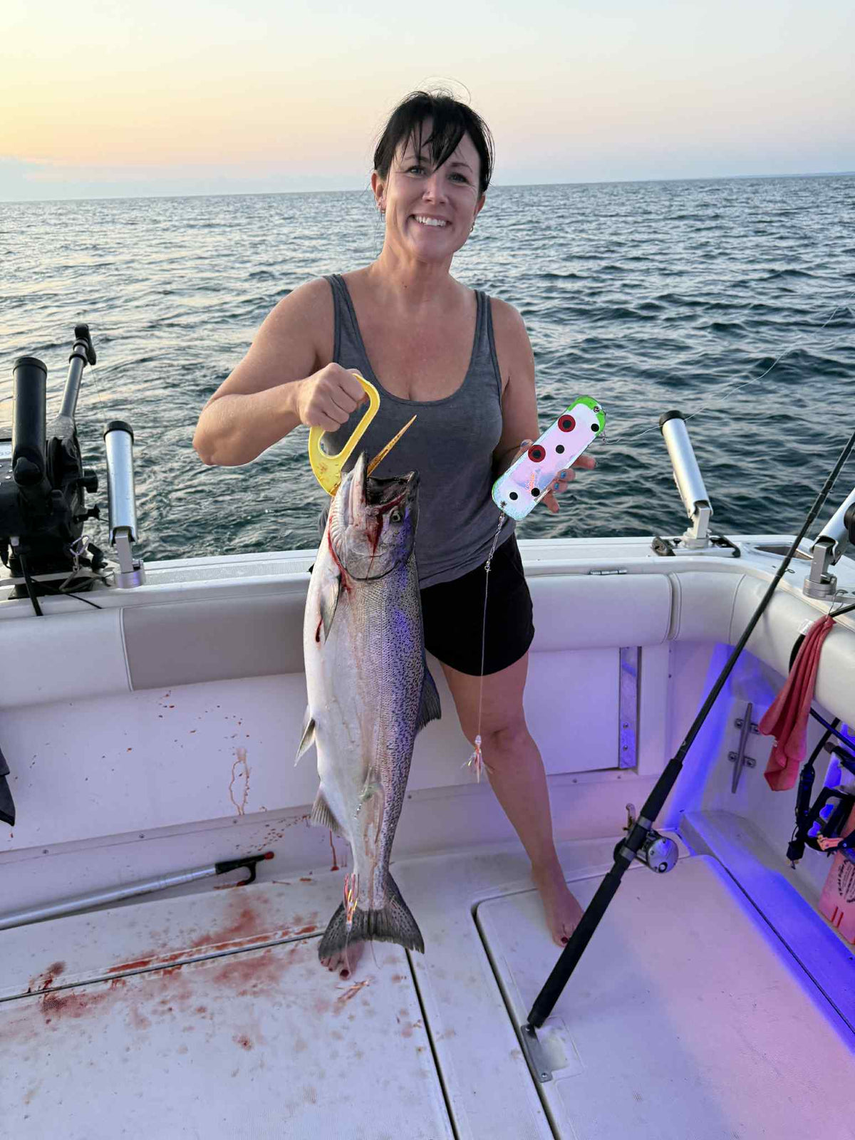 Ice Strong Outdoors - 8.5" Dual Fin Flasher Series